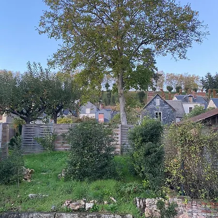 펜션 Charming House With His Lovely Garden And Parking